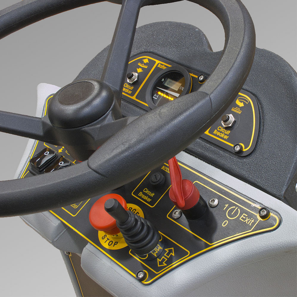 Поломойка Lavor Pro Comfort S-R 90 Поломойка Lavor Pro Comfort S-R 90